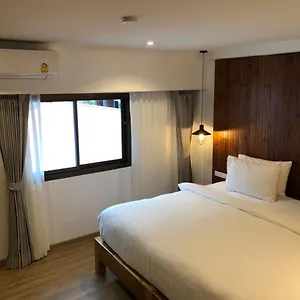 P2 Wood Loft Phi Phi Adaları
