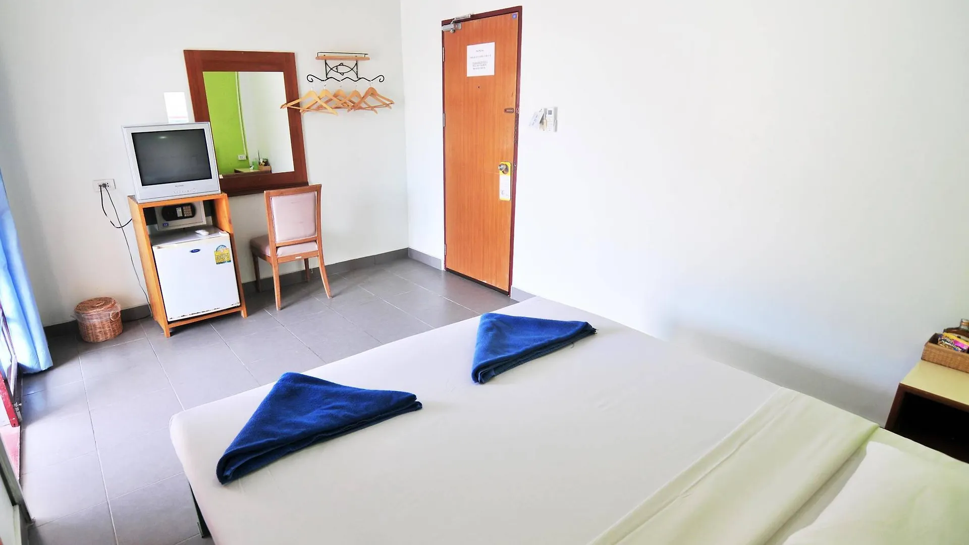 Phi Phi Inn